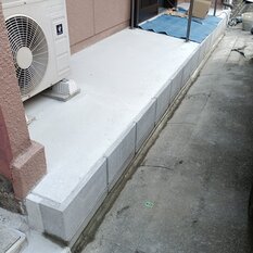 玄関の工事
