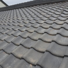 屋根の葺き替えと葺き直しの違いとは？