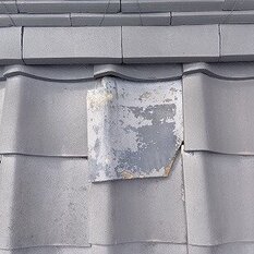 屋根が受けるゲリラの影響